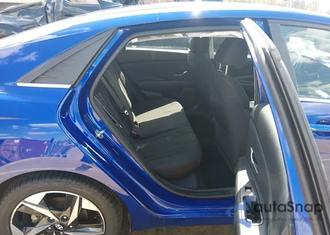 2022 Hyundai Elantra Sel z USA, uszkodzony, nr VIN 5NPLN4AG4NH080950